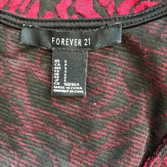 Forever 21 Peplum Top - Picture 3 of 4